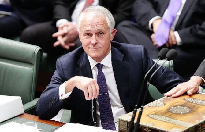Malkolm Turnbul tvrdi da ostaje na vlasti u Australiji