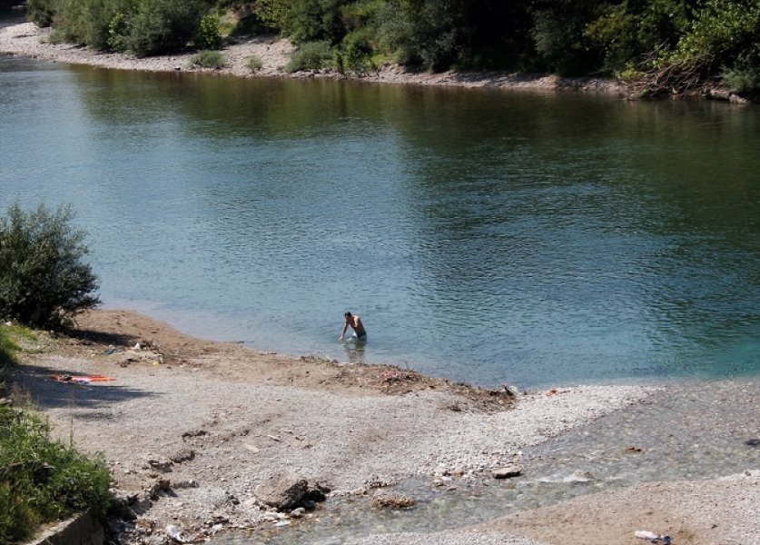 2016071021793403312083304Web