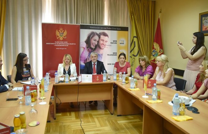 Izdali poštansku marku ,,75 godina od Trinaestojulskog ustanka u Crnoj Gori” 