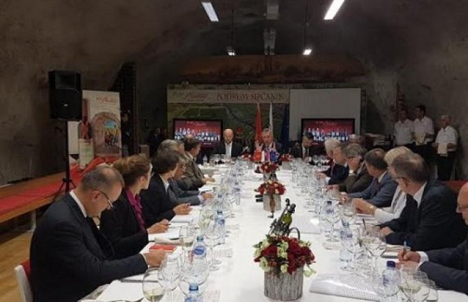 Pripreme za oktobarske parlamentarne izbore teku planiranom dinamikom