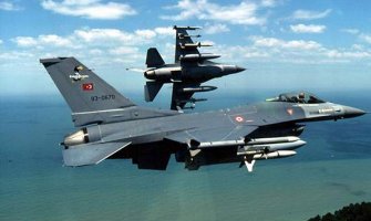 Turski lovci F-16 jure pučiste nedaleko od grčkog ostrva Simi