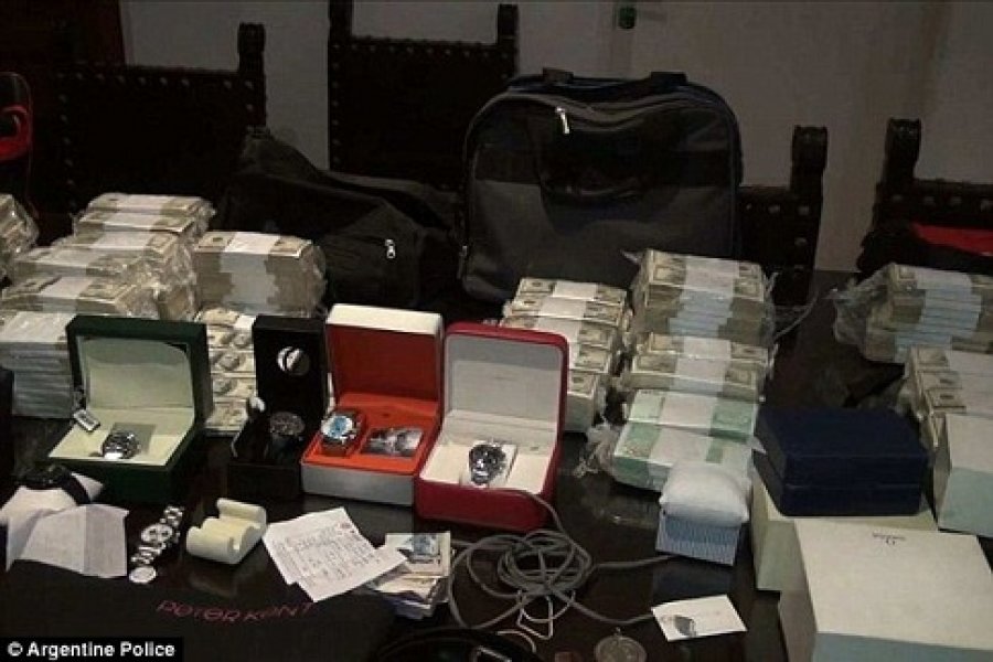 3679692D000005783700092imagea441469113976788