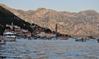 Perast: Juče održana Fašinada, tradicija duga 565 godina