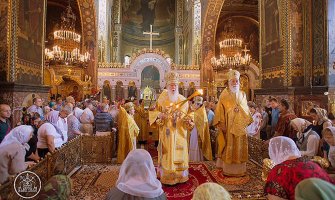 Mitropolit Mihailo u Kijevu služio svetu liturgiju
