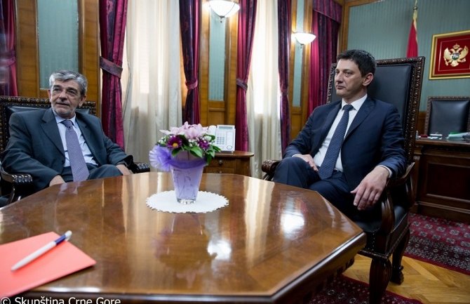 Grčki parlament će ubrzo ratifikovati Protokol o pristupanju Crne Gore NATO-u