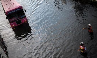 Bujica odnijela autobus sa svatovima, 21 osoba poginula