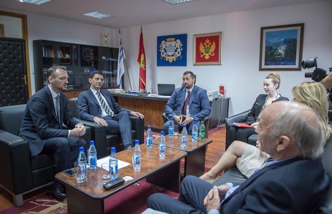 Pajović: Velika šansa za Golubovce u poljoprivredi i turizmu