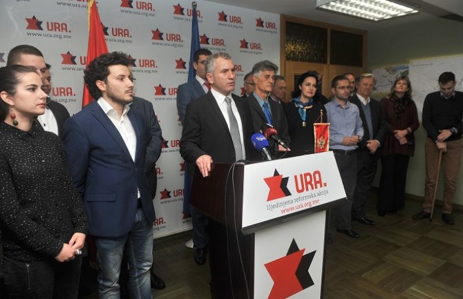 URA poštuje odluku Demosa