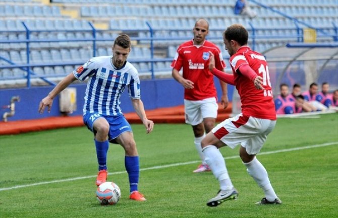 Fudbaleri Rudara pobijedili  Jedinstvo, Petrovac slavio u Tuzima