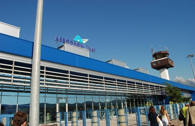 SDP pokreće referendum o aerodromu Tivat