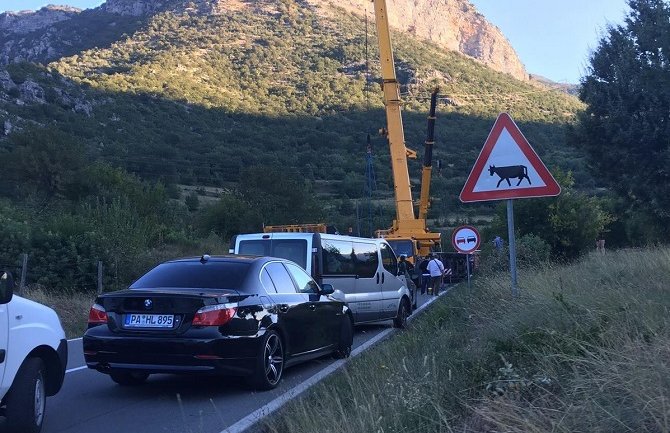 Nesreća u Platijama: Poginuo vozač kamiona