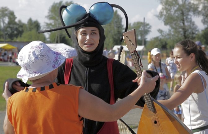 Festival komaraca u Rusiji: 