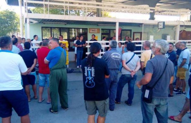 Radnici Brodogradilišta protestuju: Ne tražimo da oštetimo budžet, već ono što je naše