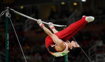 Gimnastičar napravio račun od 5.000 dolara jureći pokemone u Riju