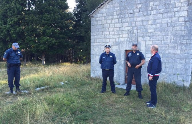 Policija zabranila liturgije na Ivanovim Koritima