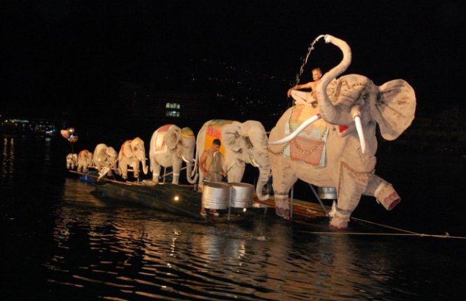 Večeras Bokeljska noć, očekuje se nekoliko desetina hiljada posjetilaca