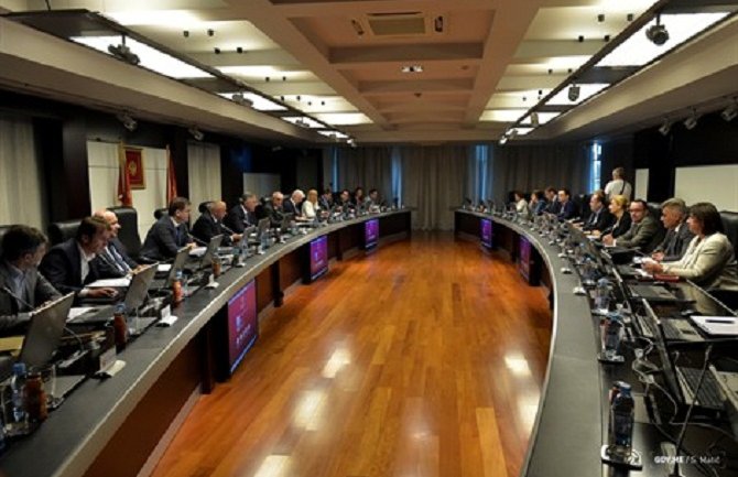 Vlada usvojila Studiju zemljišne politike CG,  traže rješenje za  radnike KAP-a