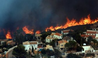 Masovna evakuacija u Španiji zbog podmetnutog požara