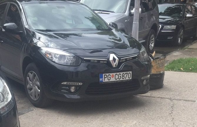 CKM: Za poslanike ne važe saobraćajni propisi