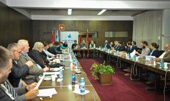 Liberali na izbore “Sigurnim korakom”