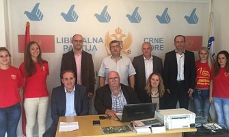 Liberali predali listu u Kotoru, nosilac Andrija Pura Popović