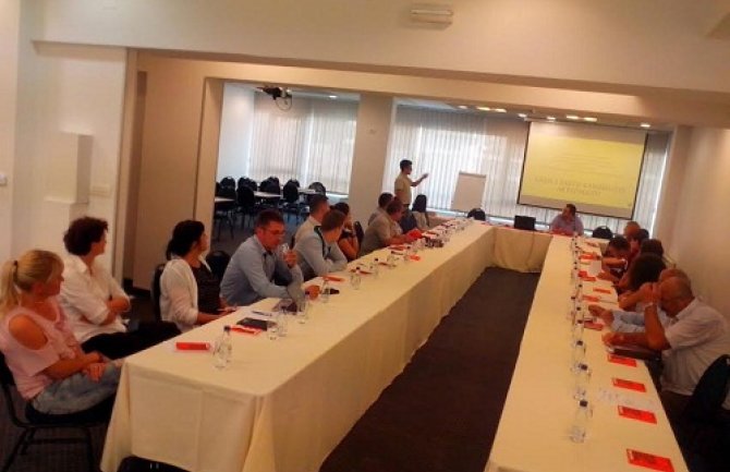 Održan okrugli sto   “Etika i razvoj građanskog društva u Crnoj Gori”