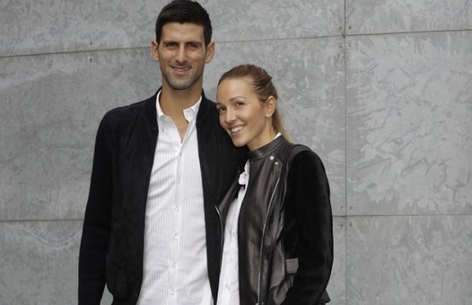 Evo kako su Jelena i Novak zasjenili sve na Armanijevoj reviji (FOTO)