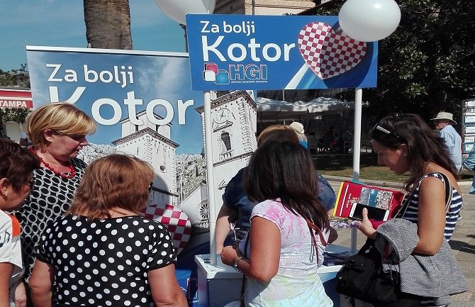 Velić: Morem i obalom treba da upravlja naš narod