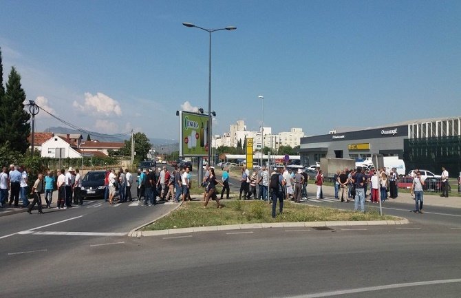 Blokada puta ka CT i NK trajala 15 minuta