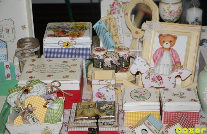 Sajam unikata u Bazaru