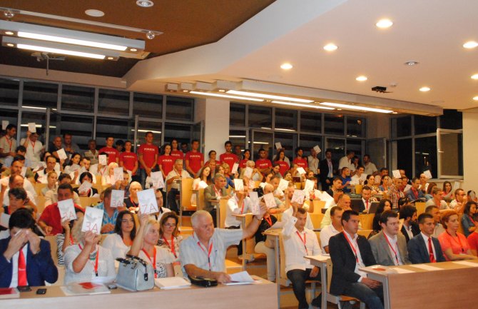 Demokrate: U Budvi se dešava nešto što nije zabilježeno ni u najvećim diktaturama