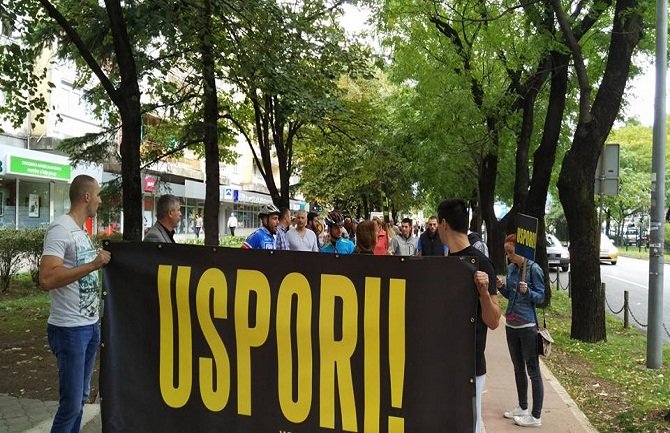 USPORI: U podne novo okupljanje građana