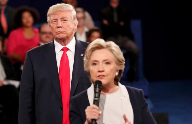 Tramp o vulgarnim izjavama o ženama: Muške priče iz svlačionice