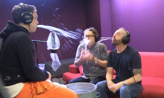 Poslije blama usred seksa dao 11.000 eura za novu kosu