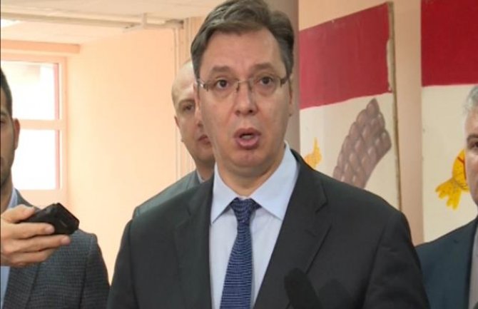 Vučić priznao da je napravio prekršaj