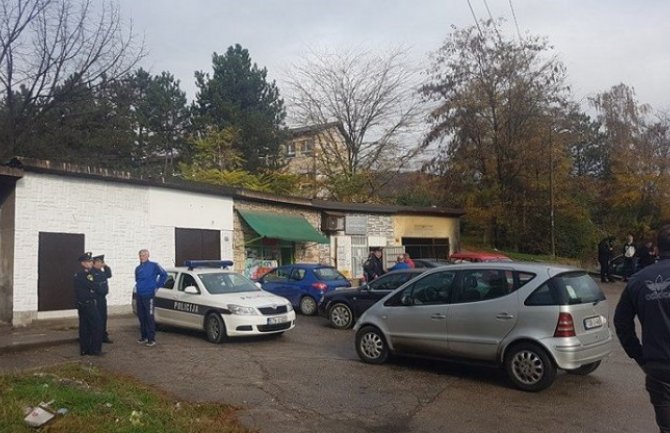 Drama ispred osnovne škole: Kidnapovana učenica, druga uspjela da pobjegne