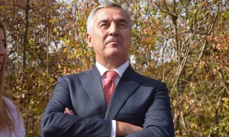 Đukanović o napadima: Crna Gora zna što i Srbija