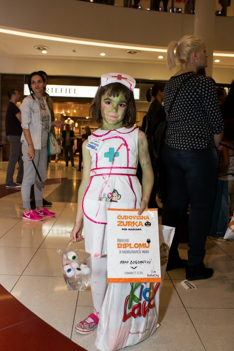 NajoriginalnijamaskaHanaBogdanovic