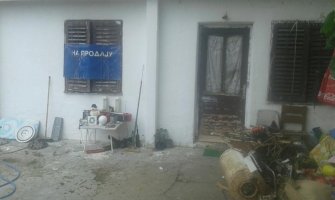 Došli u Crnu Goru za boljim životom pa 7 godina žive bez struje!