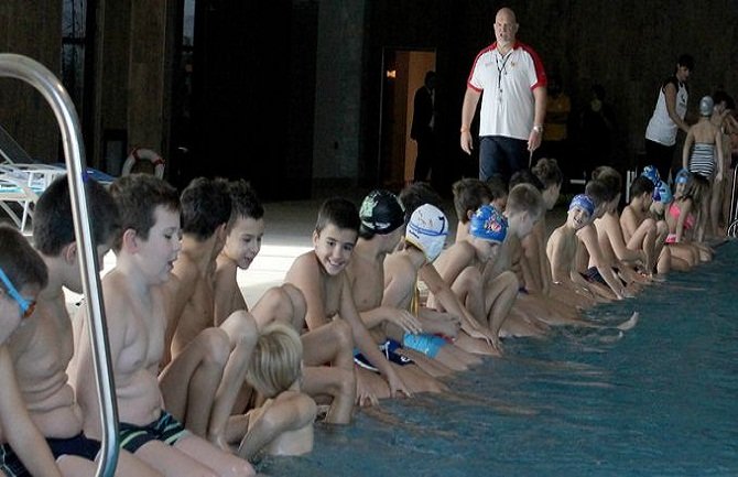 Zvanično krenula sa radom Škola plivanja i vaterpola