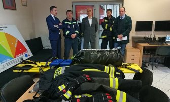 Bogdanović zvanično predao novu opremu i sisteme Službi zaštite i spašavanja