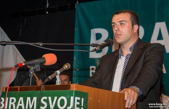 Muhović : Srušićemo ucjenjivački kapacitet DPS-a