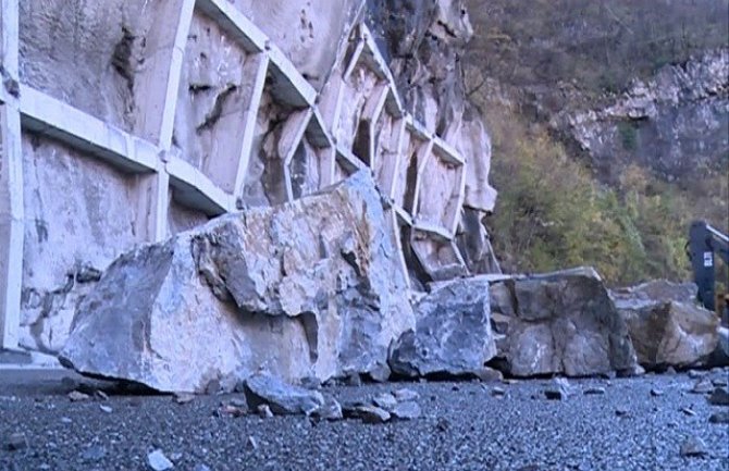 Otvoren put Podgorica-Kolašin