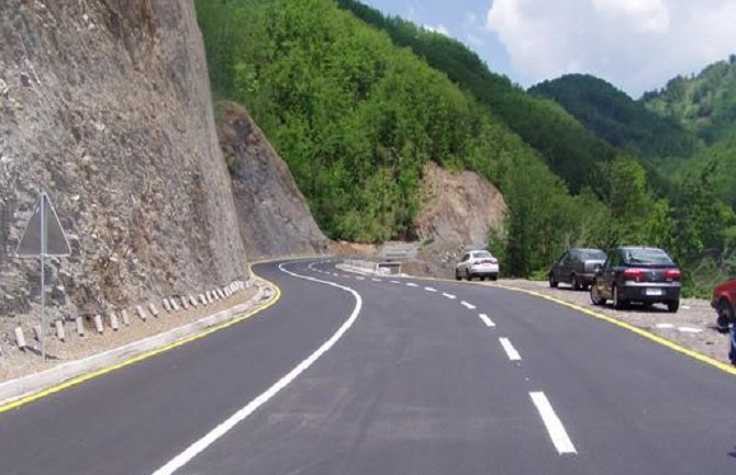 Ministarstvo zdravlja: Građani da budu odgovorni u saobraćaju