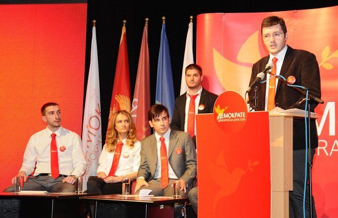 Koprivica: Đukanović je „udario šamar“ istini pričom o 40 000 radnih mjesta