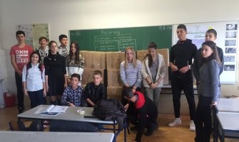 Podgorički osnovci prikupili pomoć za ugrožene Berance u poplavama