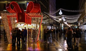 Beograd zasijao u dosad neviđenom novogodišnjem ruhu(FOTO)