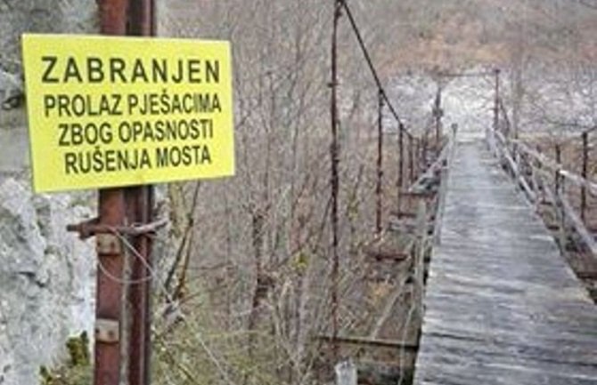 Pljevlja: Prolaz preko Papića mosta zabranjen, meštani do kuća kruže oko 15 kilometara