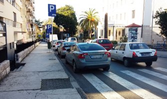 Izrečena novčana kazna jednom od potpredsjednika Opštine Tivat