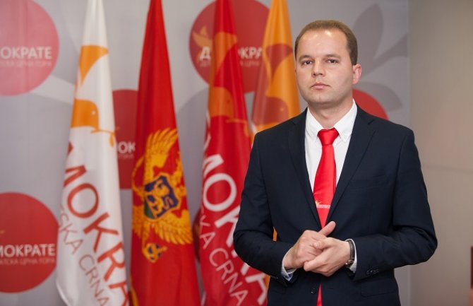 Građanima ugroženo i pravo na život dok piju kafu u kafiću